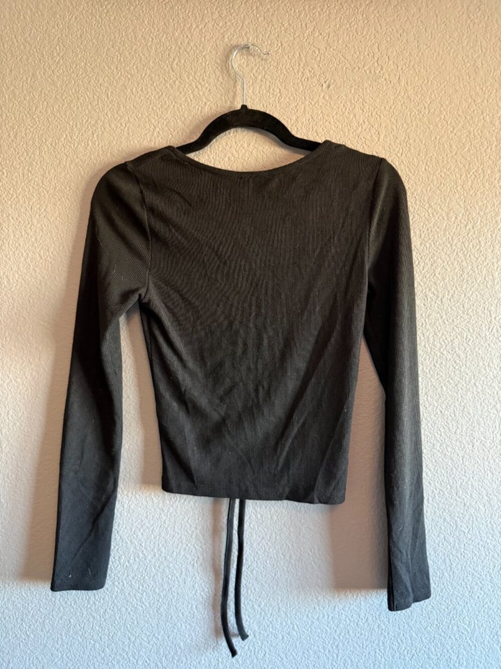 NWT Ruched Ribbed Top - Picture 3 of 3